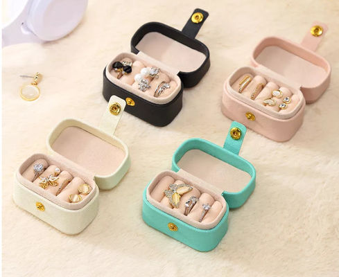 ODM Mini pudełko podróżne z biżuterią Organizer wytłoczony PU skórzany przenośny SGS