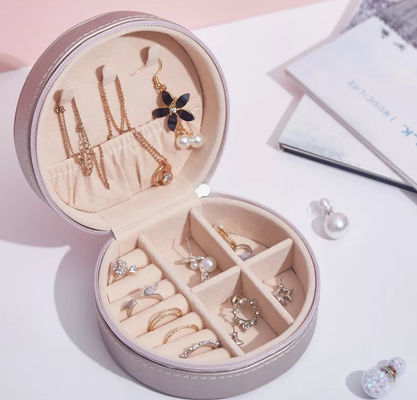 OEM Velvet Jewelry Box Wielofunkcyjne małe pudełko do przechowywania kolczyków ISO9001